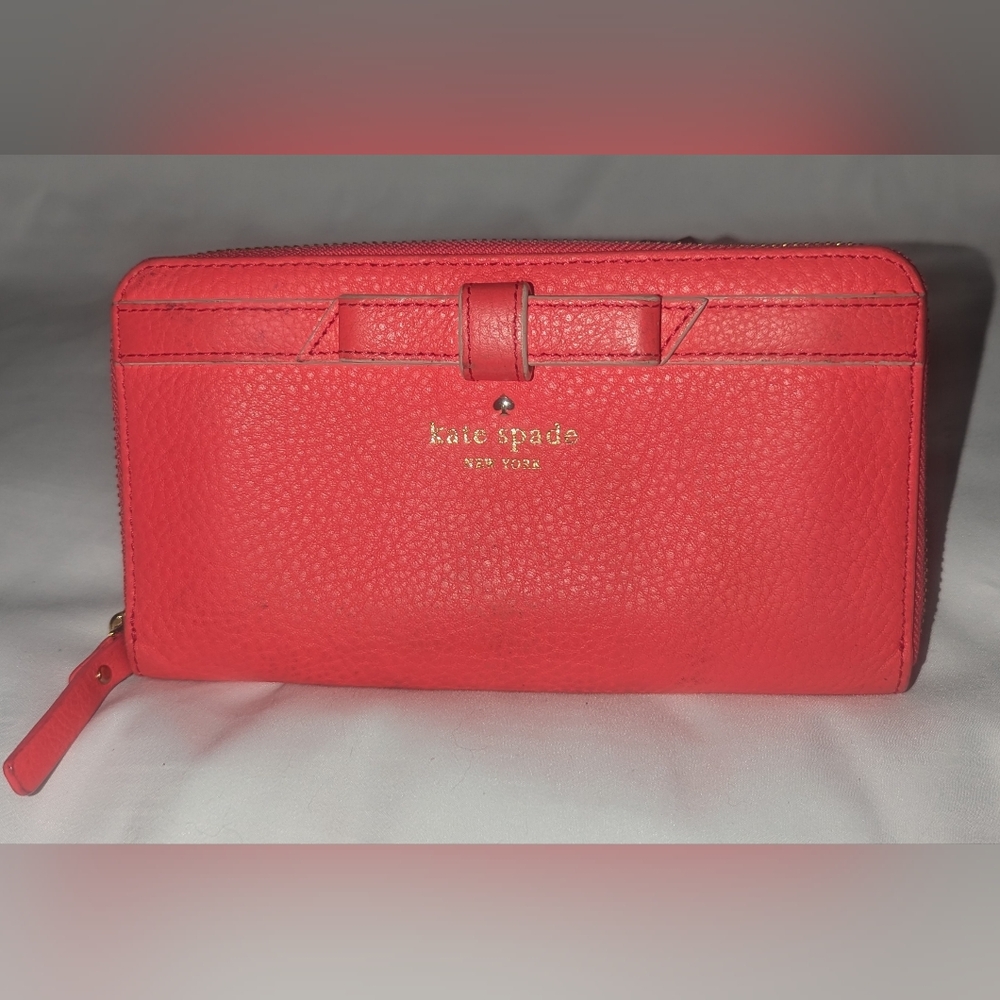 Kate Spade New York Cobble Hill Lacey Zip Around Bright Geranium Wallet